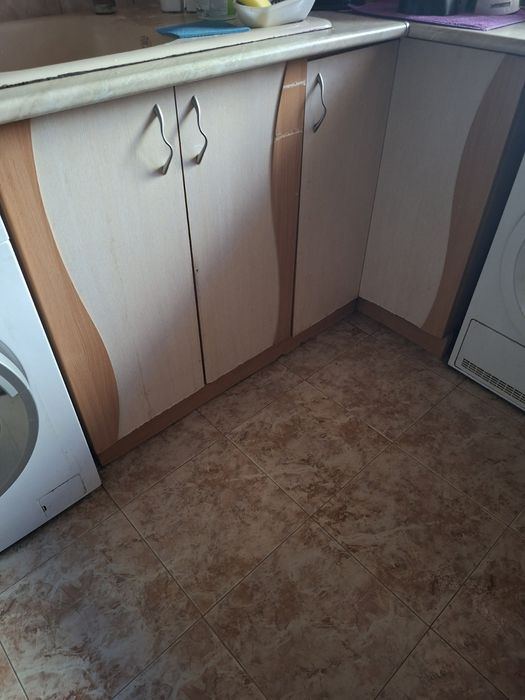 Продавам обзавеждане за кухня