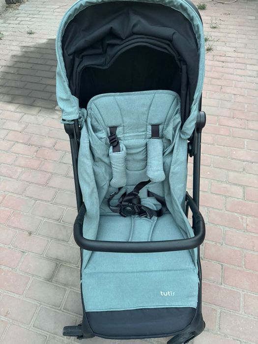 Детская коляска. Лето