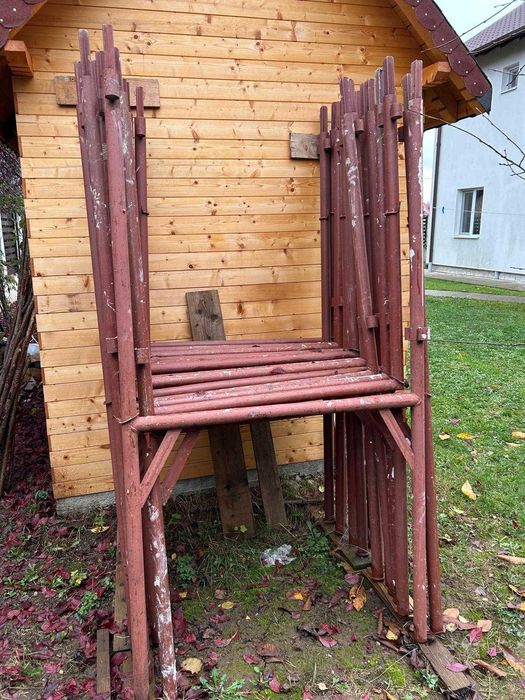 Schela metalica in condiție bună