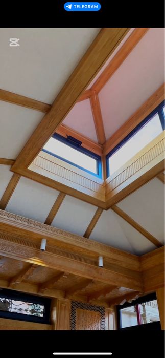 Обшивка потолков из натурального дерева