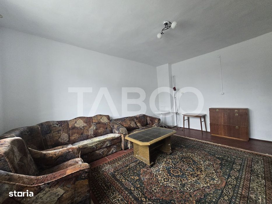 Casa de inchiriat 4 camere si garaj Trei Stejari Sibiu