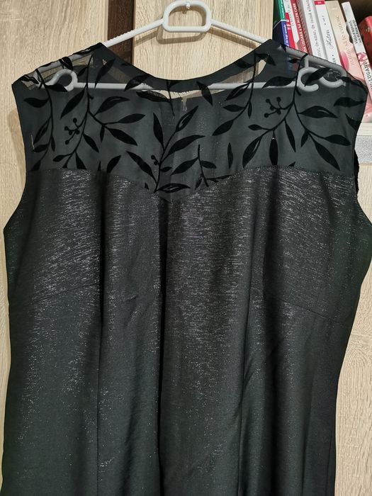 Vand rochie neagra