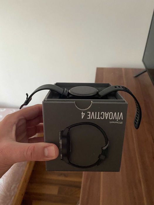 Smartwatch Garmin Vivoactiv 4