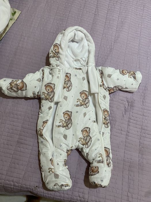 Конфертик и комбез для малыша
