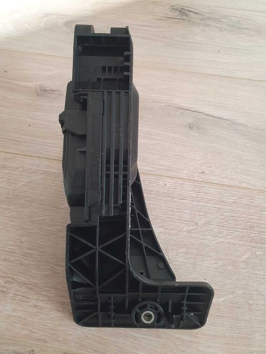 Pedala acceleratie aceleratie BMW F30 F36 F20 G20 X5 F15 E81 E87 F25