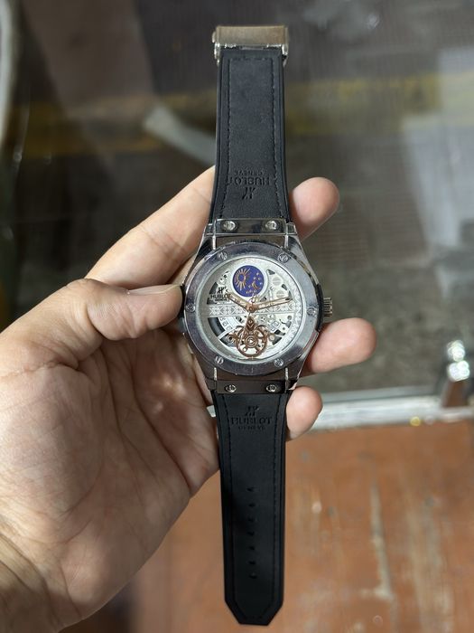 Hublot soatla 60.000 dan optomga 50.000