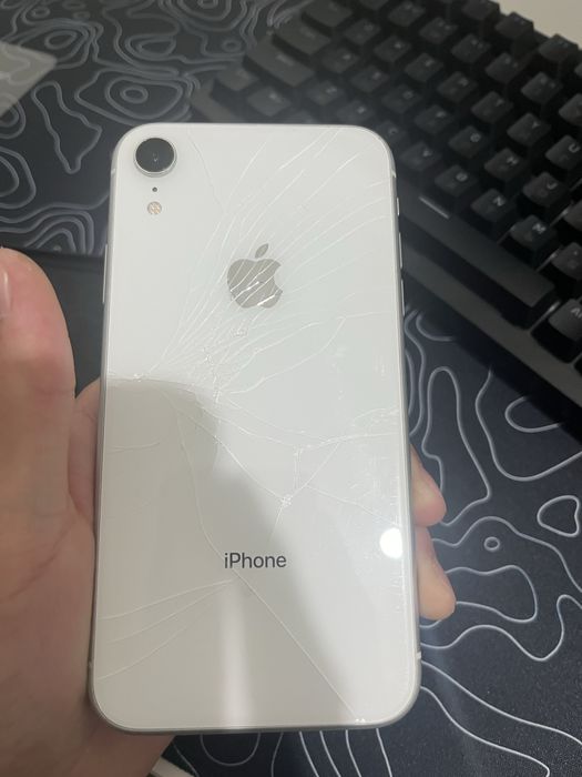 iPhone XR 128 гб