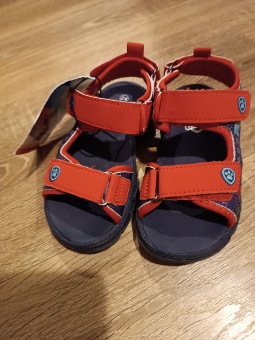 Детски сандали за момче