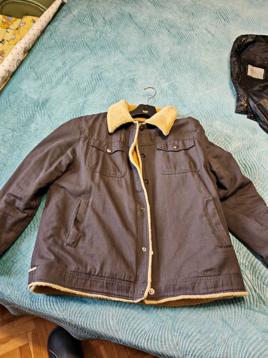 Зимно яке с мек пух от вътрешната страна