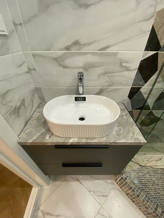 шкаф с ванной комнаты