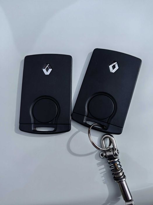 Продавам рено клио 4