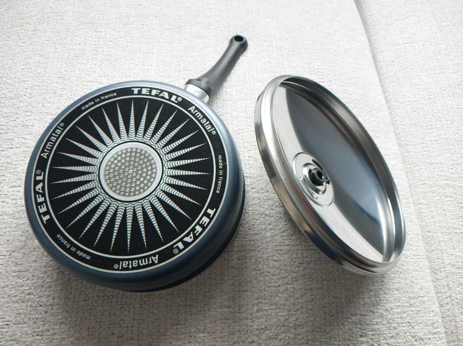 Tigaie Tefal,24 cm,cu capac,nefolosita.Nu este pt inductie.Made France