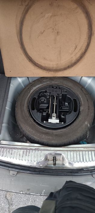 Автомобил Рено Лагуна