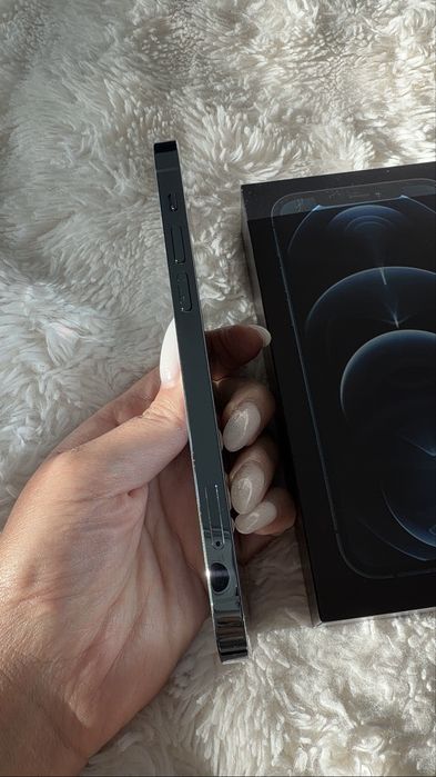 Iphone 12 pro 256GB. Аккум 78%