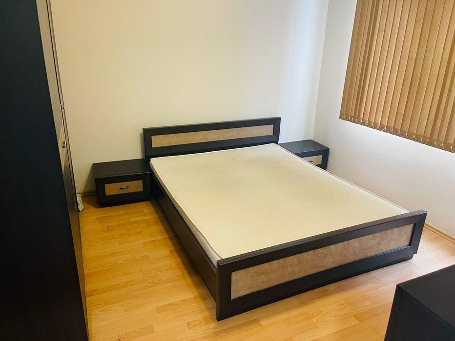 Продавам спален комплект