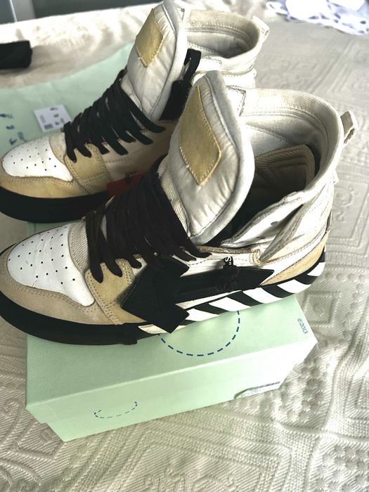 Off White Vulcanized high top