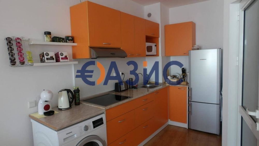 Първа линия на морето !2-стаен апартамент, директен изглед към морето,