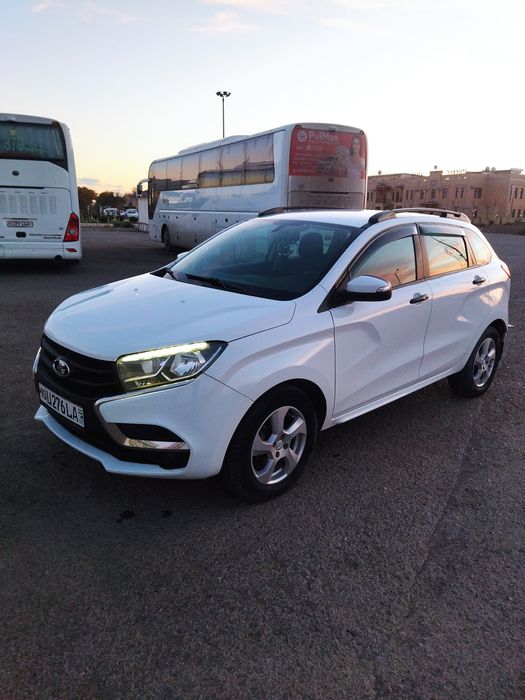 Афтомамиль Лада Икрей