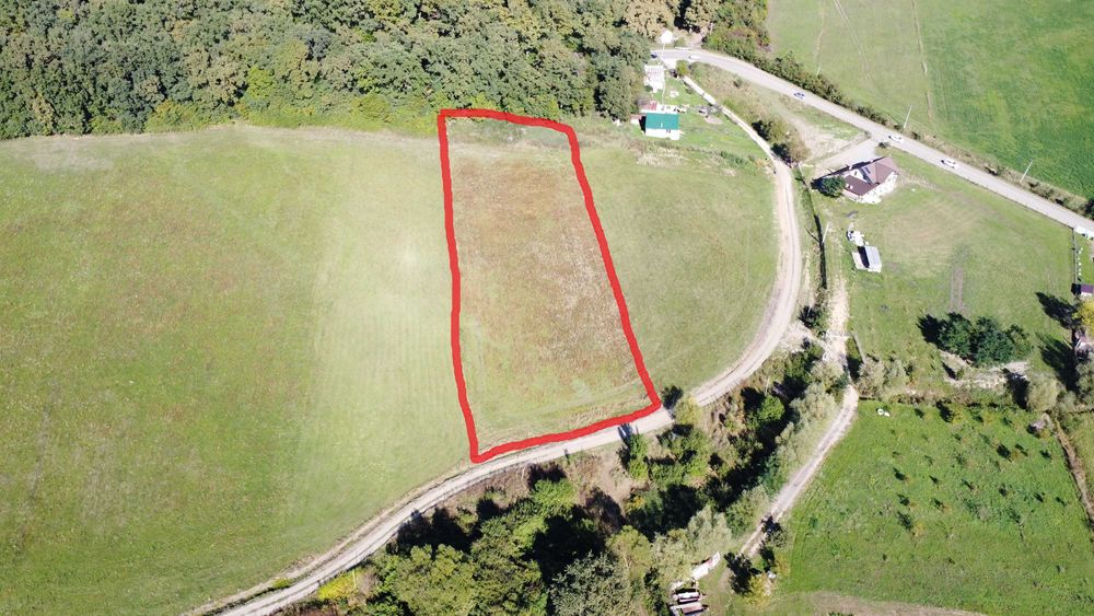 Teren de vanzare - 50 ari - zona Sigmir