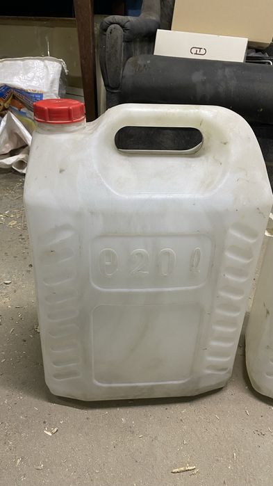 Конистра 20 литров пластик