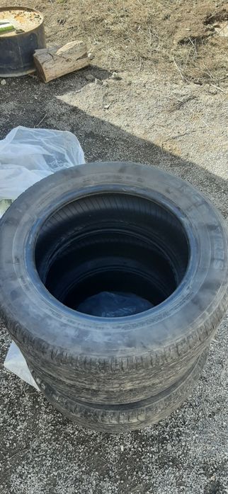 Р 15продам шины б у