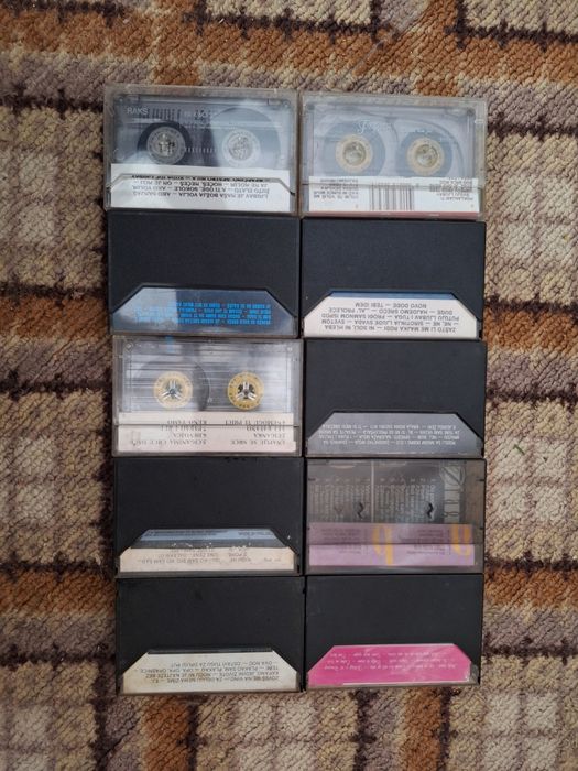 Сръбски и български аудио касети