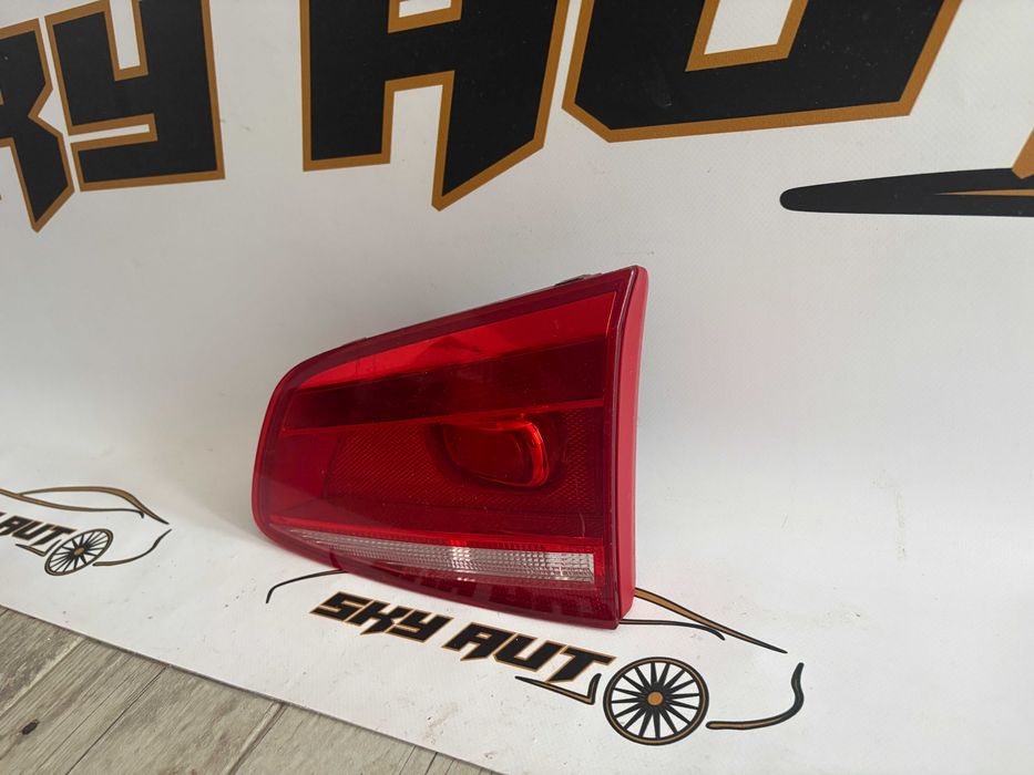 Stop dreapta pe hayon Vw Passat B7 dupa 2011 cod 3AF945094C