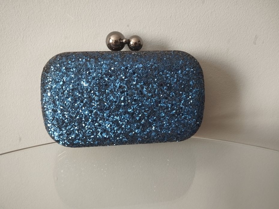 Дамска- чантичка.