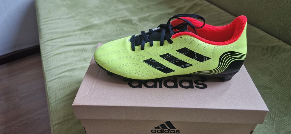 Бутсы мужские "Adidas"