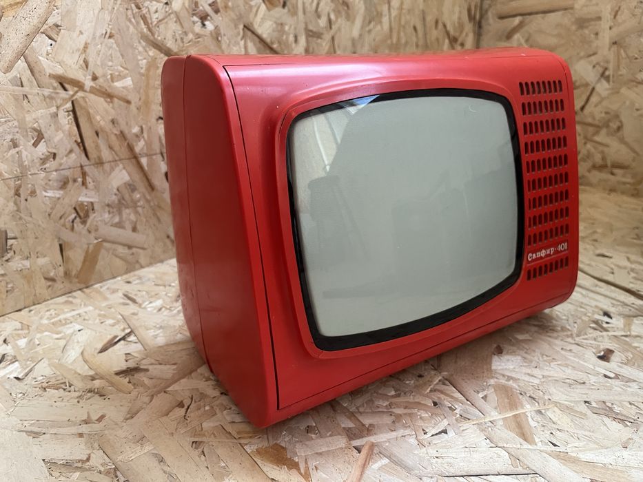 Продам ретро телевизор СССР Сапфир -401