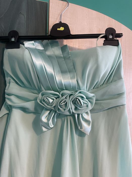 Официална рокля