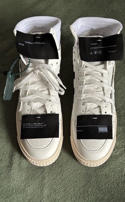 Off White Court 3.0