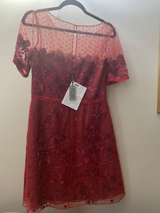 Rochie de ocazie Marchesa Notte
