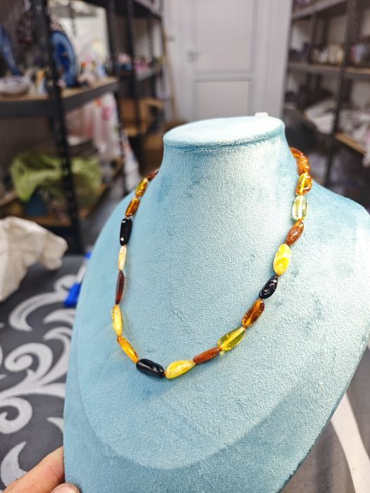 Кехлибар колие гердан