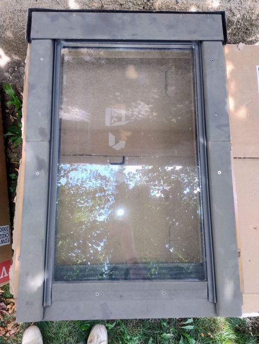 Fereastra de mansarda Fakro, ferestre termopan , ușa termopan  balcon