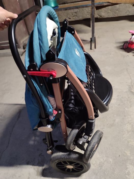 Коляска прогулочная New Energetic