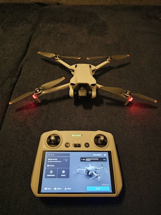 Drona DJI MINI 3 Fly more combo+protectie elicii, limita inaltime 500m