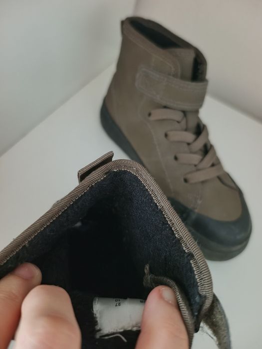 Ghete imblanite H&M mar 28