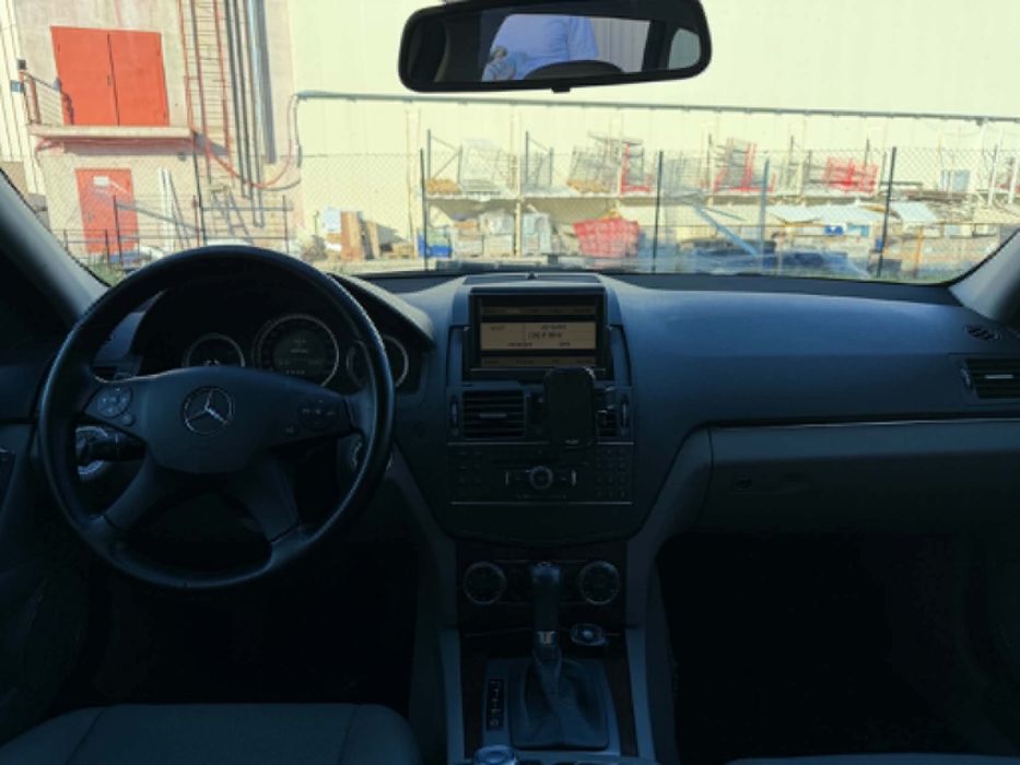 Mercedes-benz c220