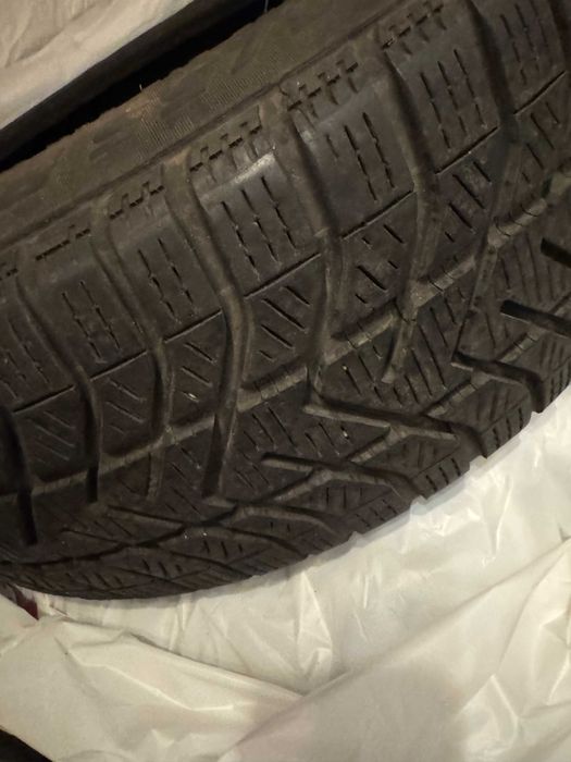 4 Anvelope PIRELLI Winter 210 SnowControl Serie 3 BMW 195/55 R17 92H