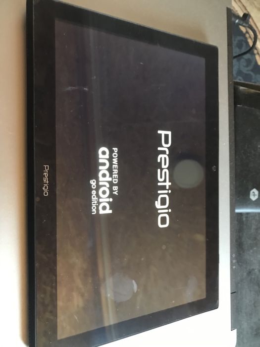 Tableta prestigio wize 4131 4G