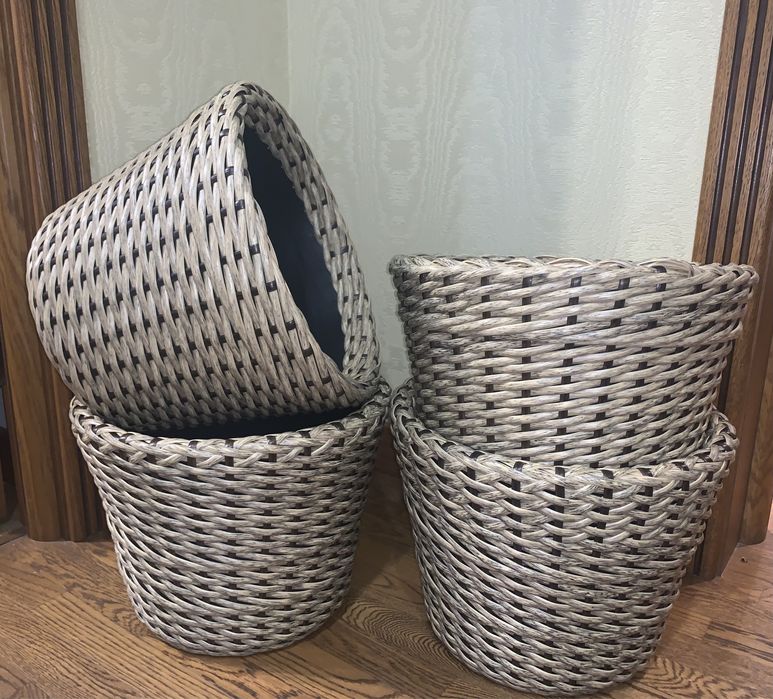 Кашпо из ротанга