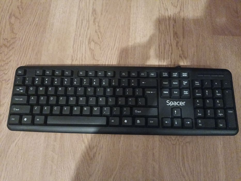 Vand tastatura space