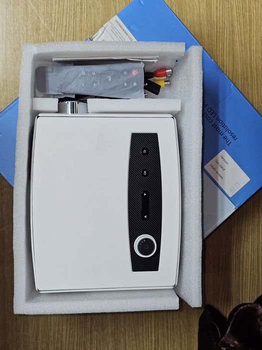 Loosafe® YG430 WiFi, portabil, 8000 lumeni