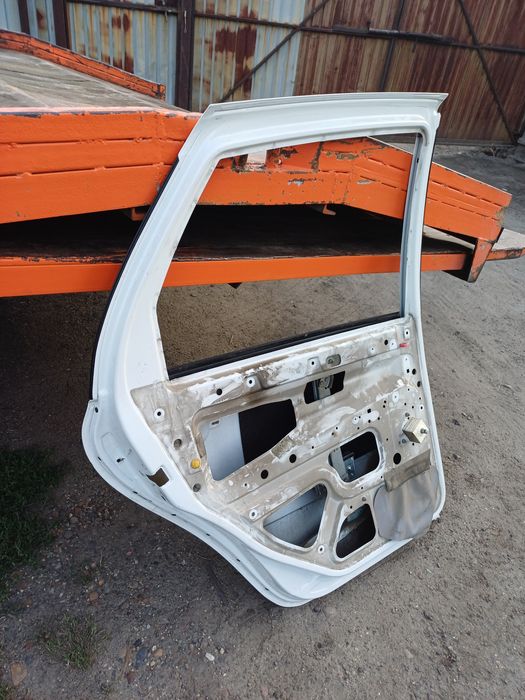 Продам дверь на гранту