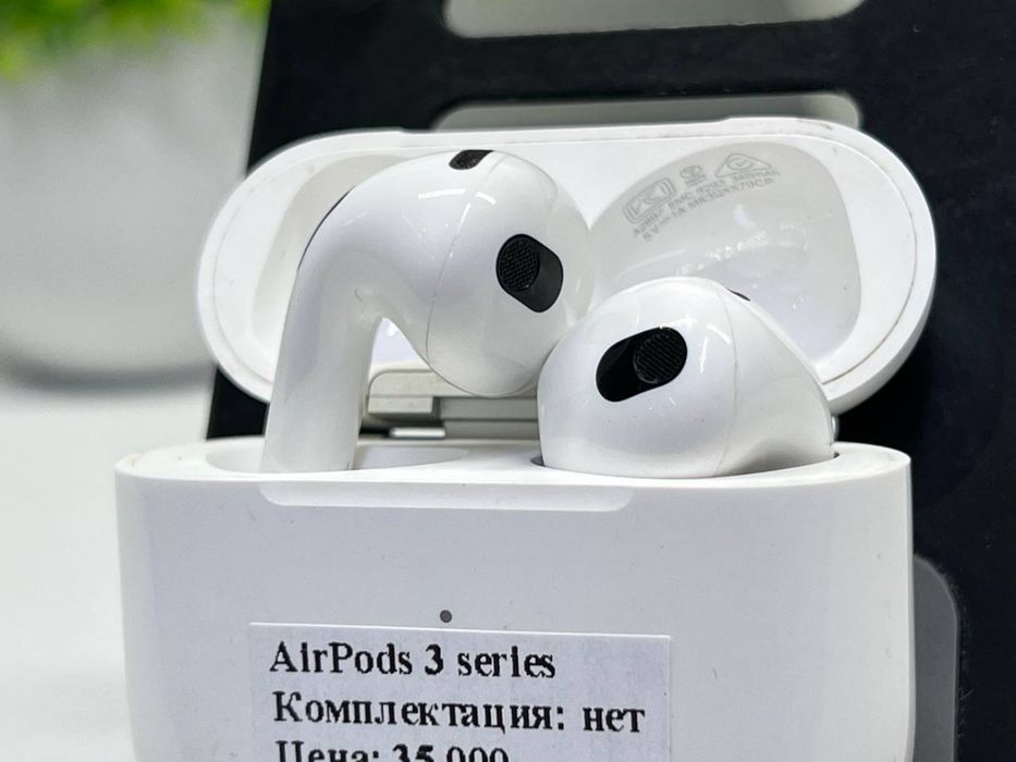 AirPods 3 Series
