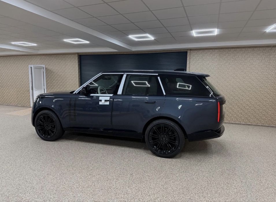 Range Rover P400 V6 3.0 new 2026