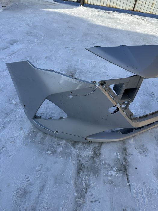 Бампер натакцент 2021 оригенал за 13 тыс
