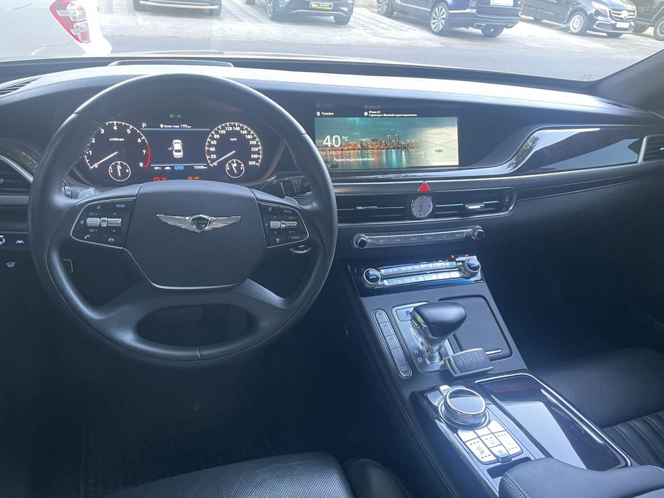 Продается Genesis G90