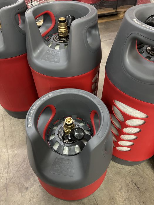 Композитни газови бутилки с ъглов и jumbo кран за каравани